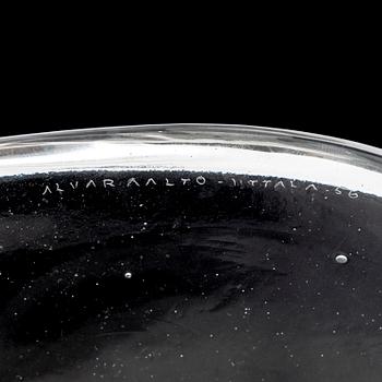 Alvar Aalto, lautanen malli 3900-37, signeerattu Alvar Aalto Iittala -56.