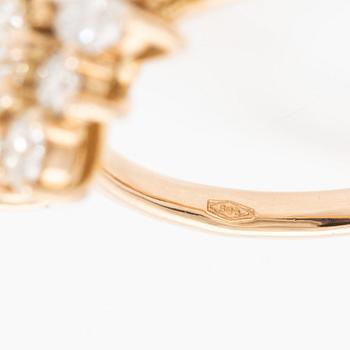 Ring 14K roséguld i form av blomma med briljantslipade och markisslipade diamanter.
