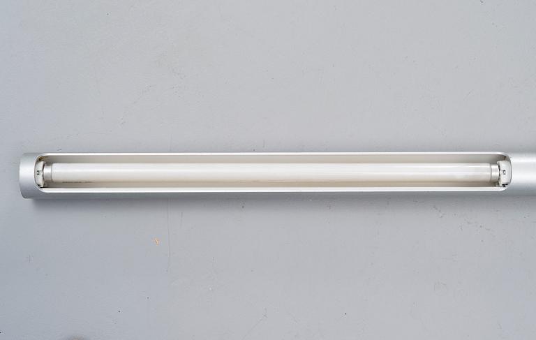 YRJÖ TURKKA, TYÖVALAISIN. Suunniteltu vuonna 1975. Valmistaja SLO- Metalli Oy, Finland.