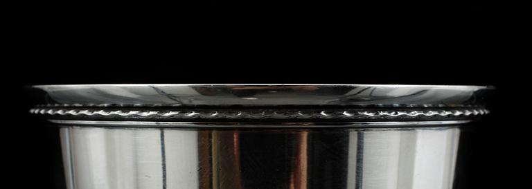 BÄGARE, silver, Sven Arne Gillgren, GAB, Stockholm 1965. Vikt ca 260 gram.