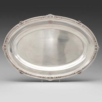 232. Fabergé, serveringsfat, silver, Moskva 1908-1917.