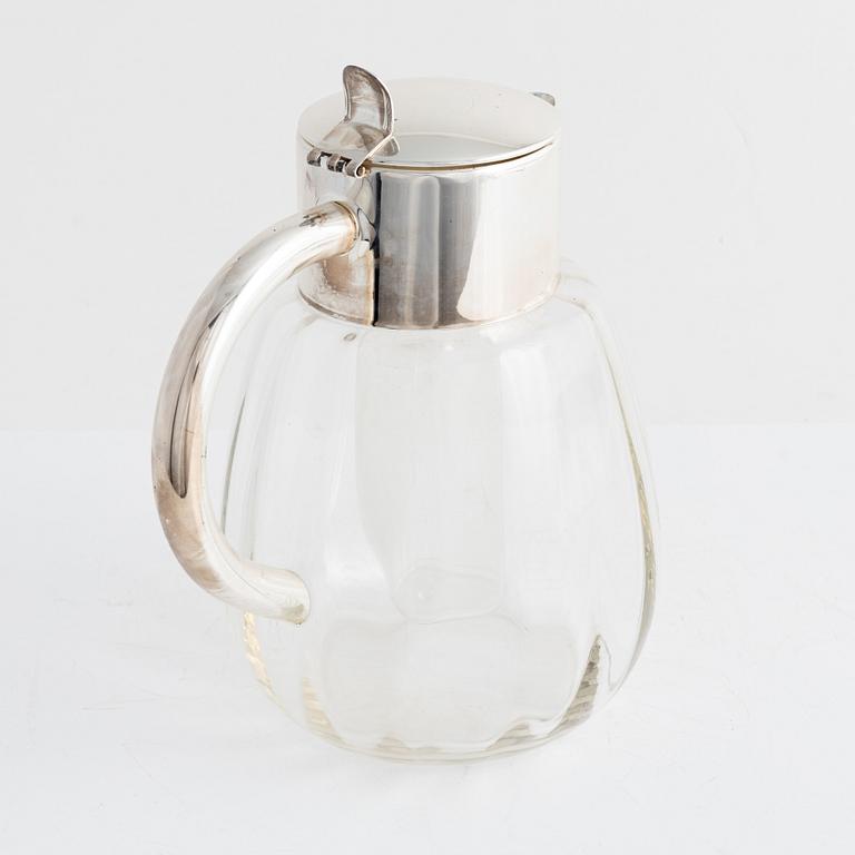 Lemonade jug/cocktail jug, sold by the company Svenskt Tenn, second half of the 20th century.