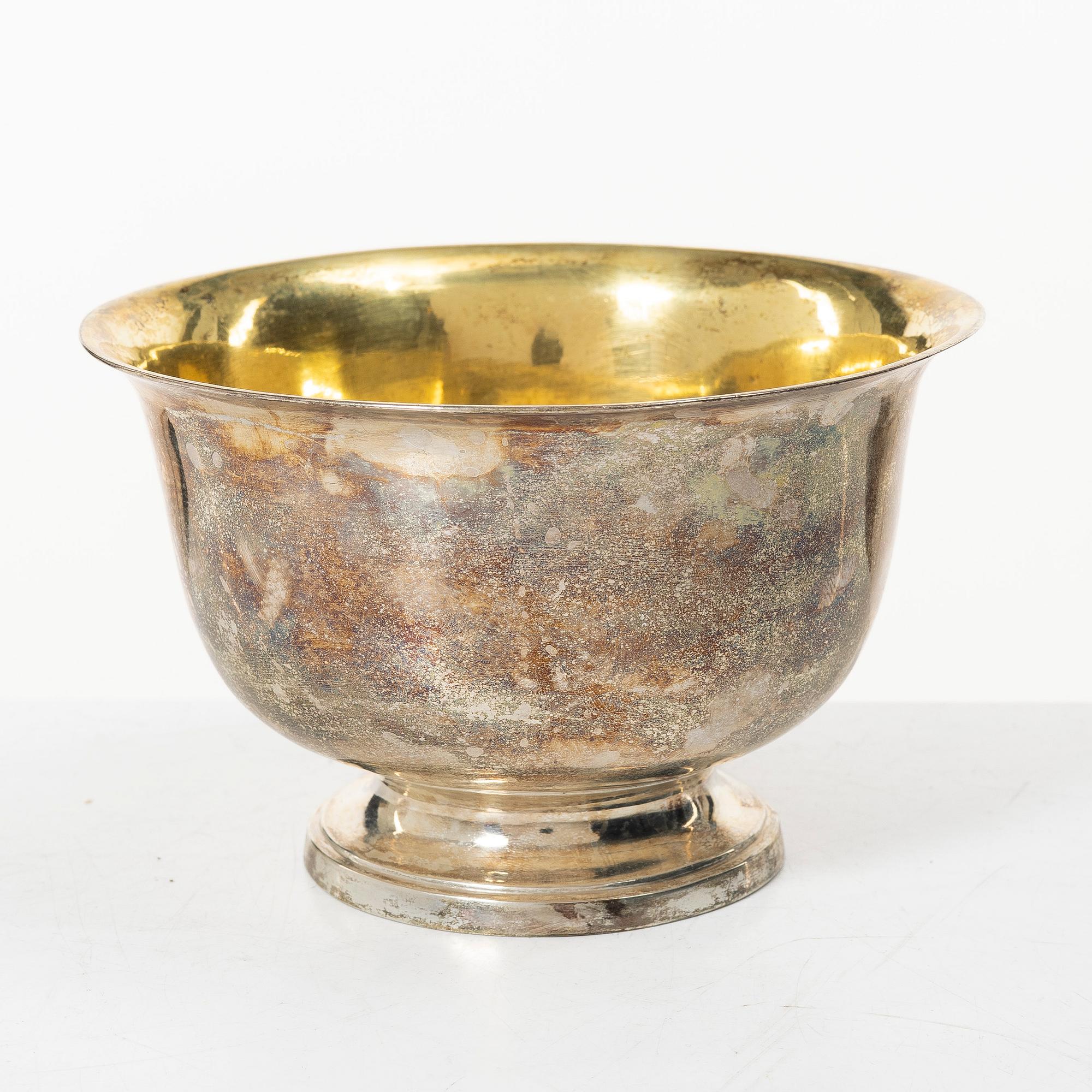 Johan Petter Grönvall, a Swedish parcel-gilt silver bowl, Stockholm 1822.