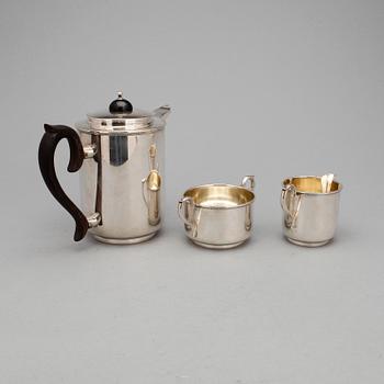 KAFFESERVIS, 3 delar, silver, C.G Hallberg, Stockholm 1936. Totalvikt ca 649 g.