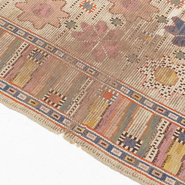 Märta Måås-Fjetterström, a carpet, 'Scholanders', knotted pile, 290 x 185 cm, signed MMF, .