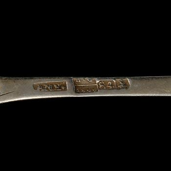 TESKEDAR, 5 + 6 st, Moskva, Ryssland, 1866, vikt 240 g.