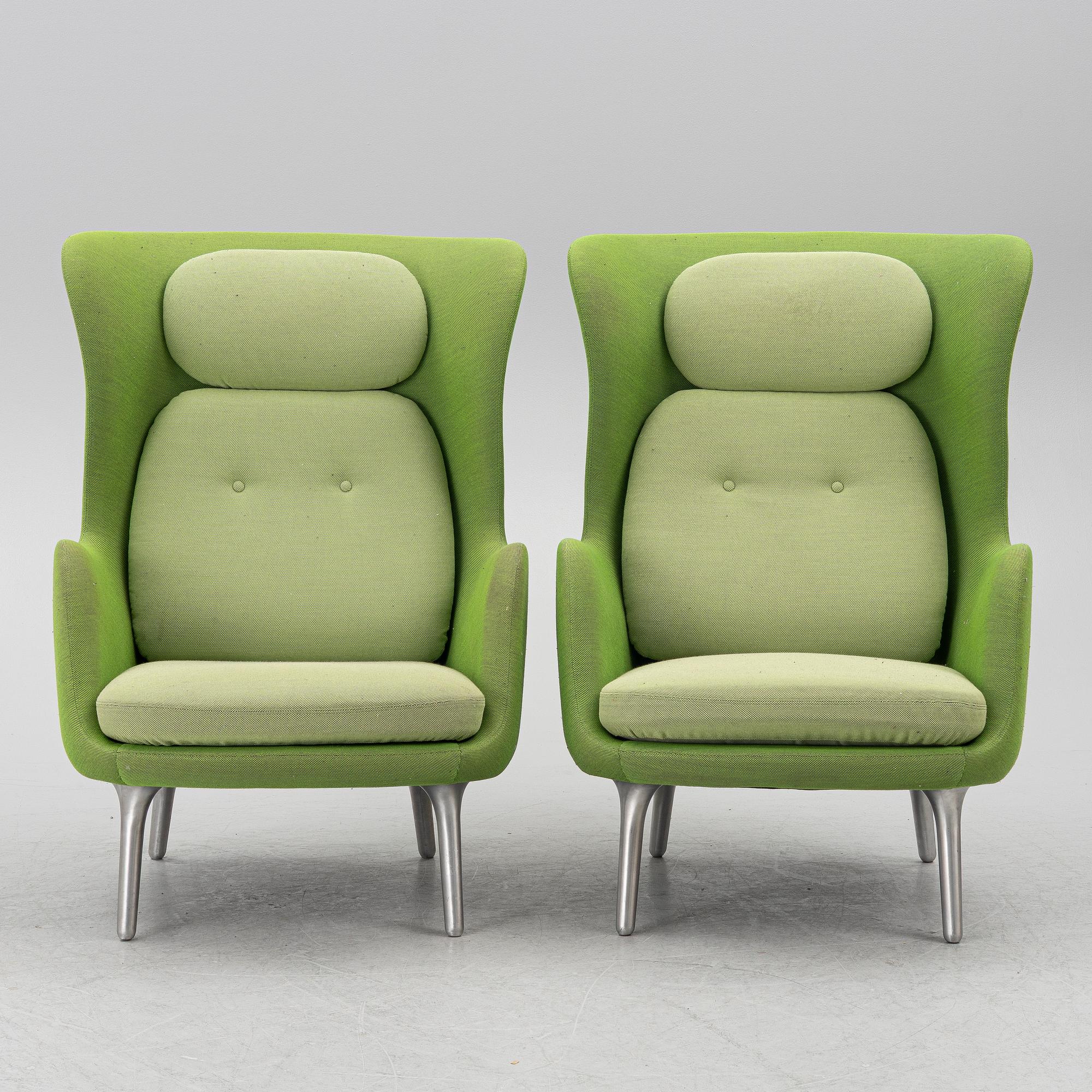 Jaime Hayon, fåtöljer, ett par, "Ro JH1", Republic of Fritz Hansen, 2016.