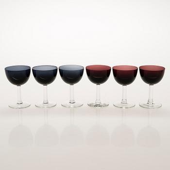 SAARA HOPEA, A 31 pieces set of glassware. Nuutajärvi.