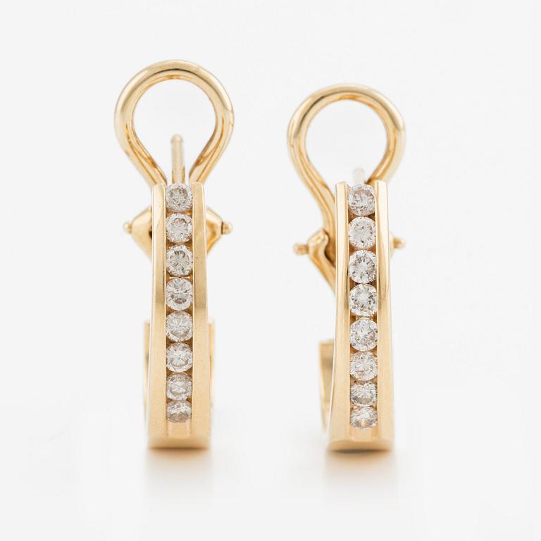 Earrings, a pair, 14K gold and brilliant-cut diamonds.