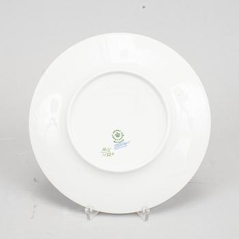 A Royal Copenhagen porcelain service "Blå vifte" by Arnold Krog, 28 pcs, Denmark.