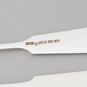 A 42-piece set of silver cutlery with seashell decorated handles, Finnish hallmarks, 1918-1950.