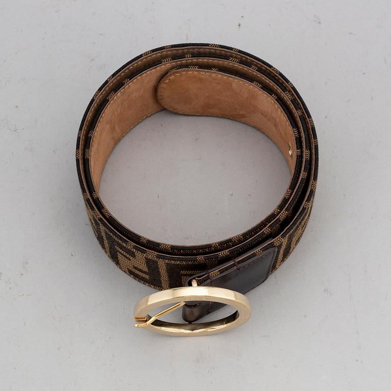FENDI, skärp, storlek 90.