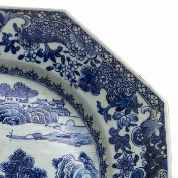 Stekfat, kompaniporslin, Kina, Qingdynastin, Qianlong (1736-95).