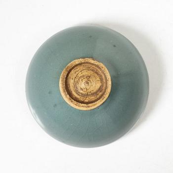 A Chinese Jun glazed bowl with a purple splash, late Qing dynasty / early 1900s.