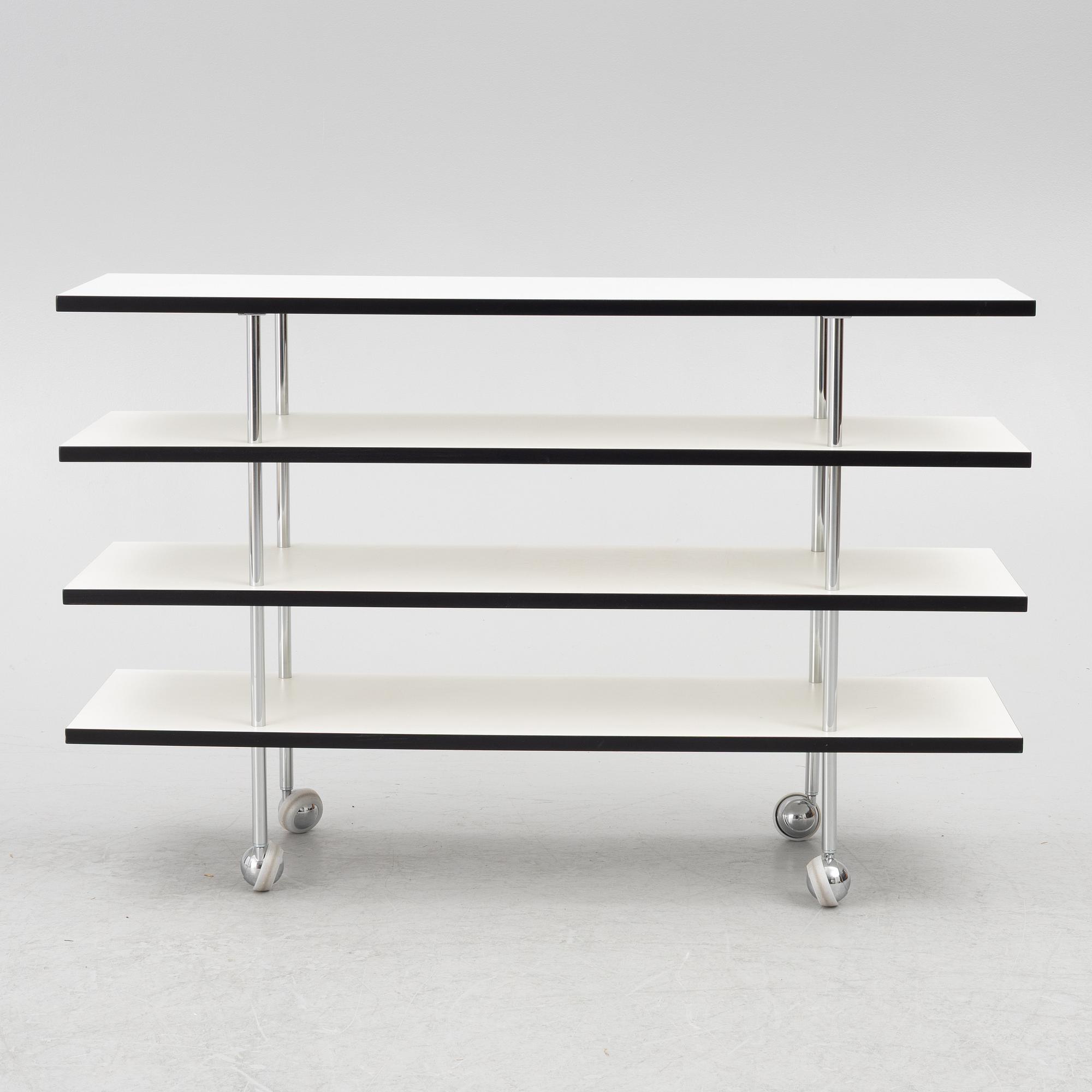 Bruno Mathsson, Side table, "MI 1150", Bruno Mathsson International, Värnamo 2011.