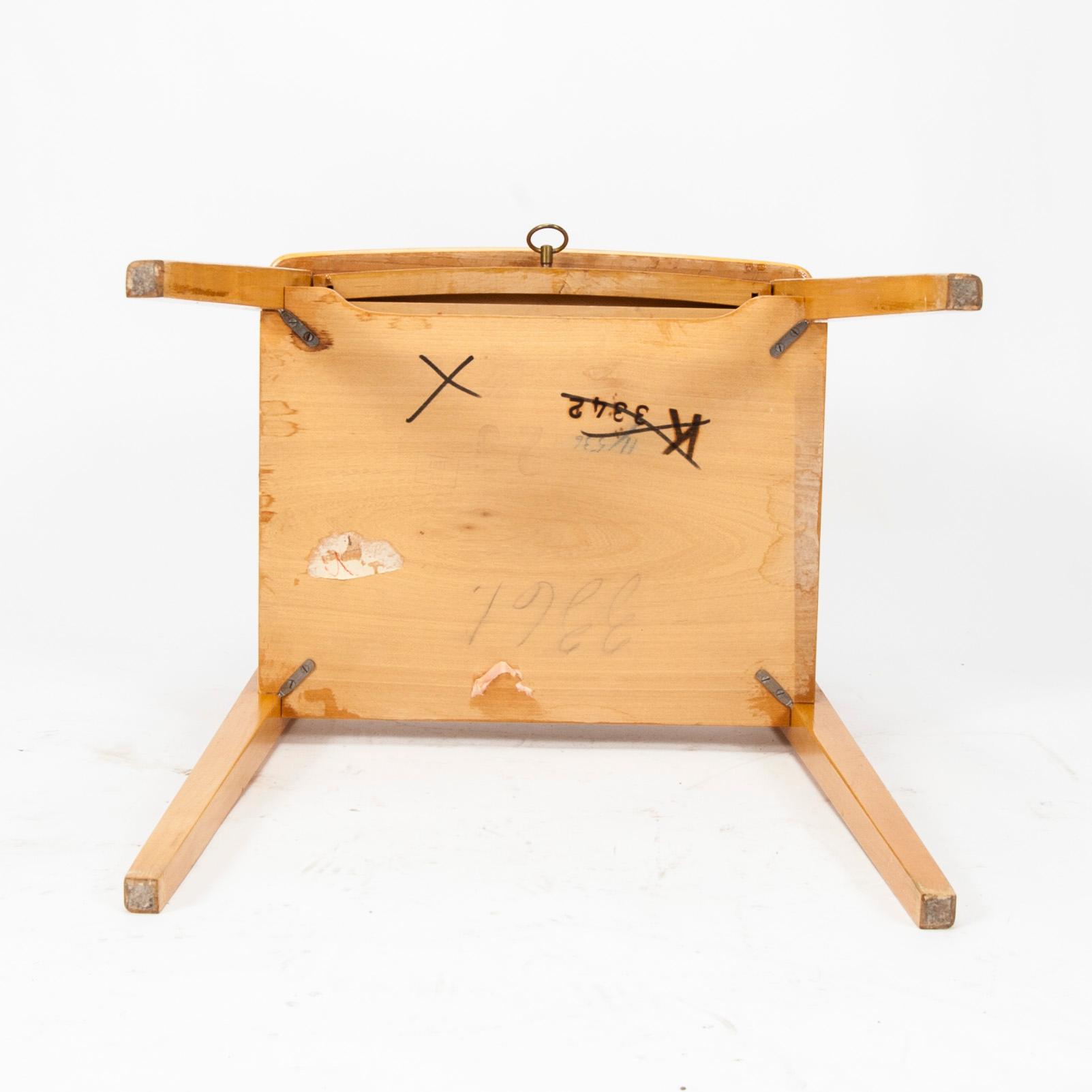 SÄNGBORD / NATTDUKSBORD, ett par, 1900-talets mitt.