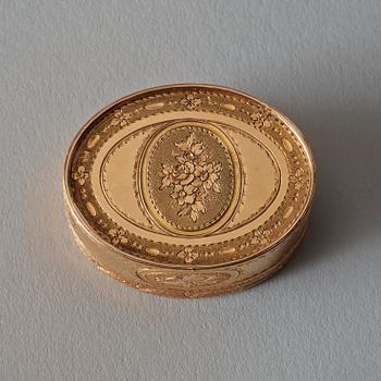 A Swedish 18th century gold snuff-box, marks of Christian Maas, Stockholm 1783.