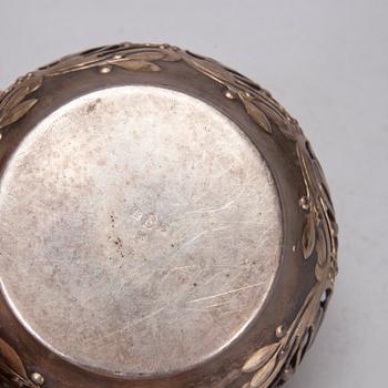 MOCCAKOPPAR, 10 st, och SKÅL, porslin, glas och försilvrad metall, jugend, stämplade WMF, tidigt 1900-tal.