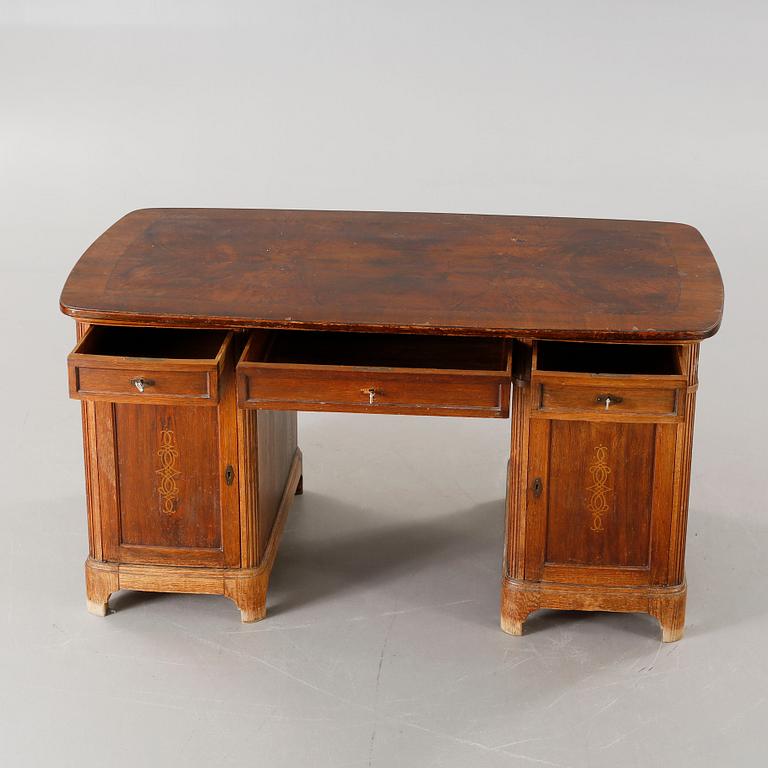 An early 20th century desk.