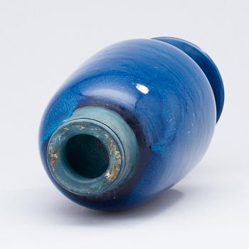 A Wilhelm Kåge 'Farsta' stoneware vase, Gustavsberg Studio 1940's.