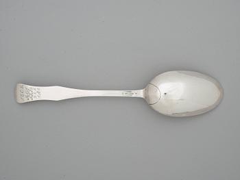 RAGUSKED, av Mikael Hammarberg, Härnösand 1765. Rokoko.
