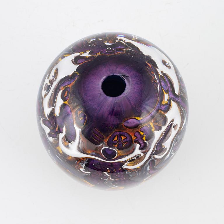 Jan-Erik Ritzman, an 'Ariel' vase, Transjö, dated -02.