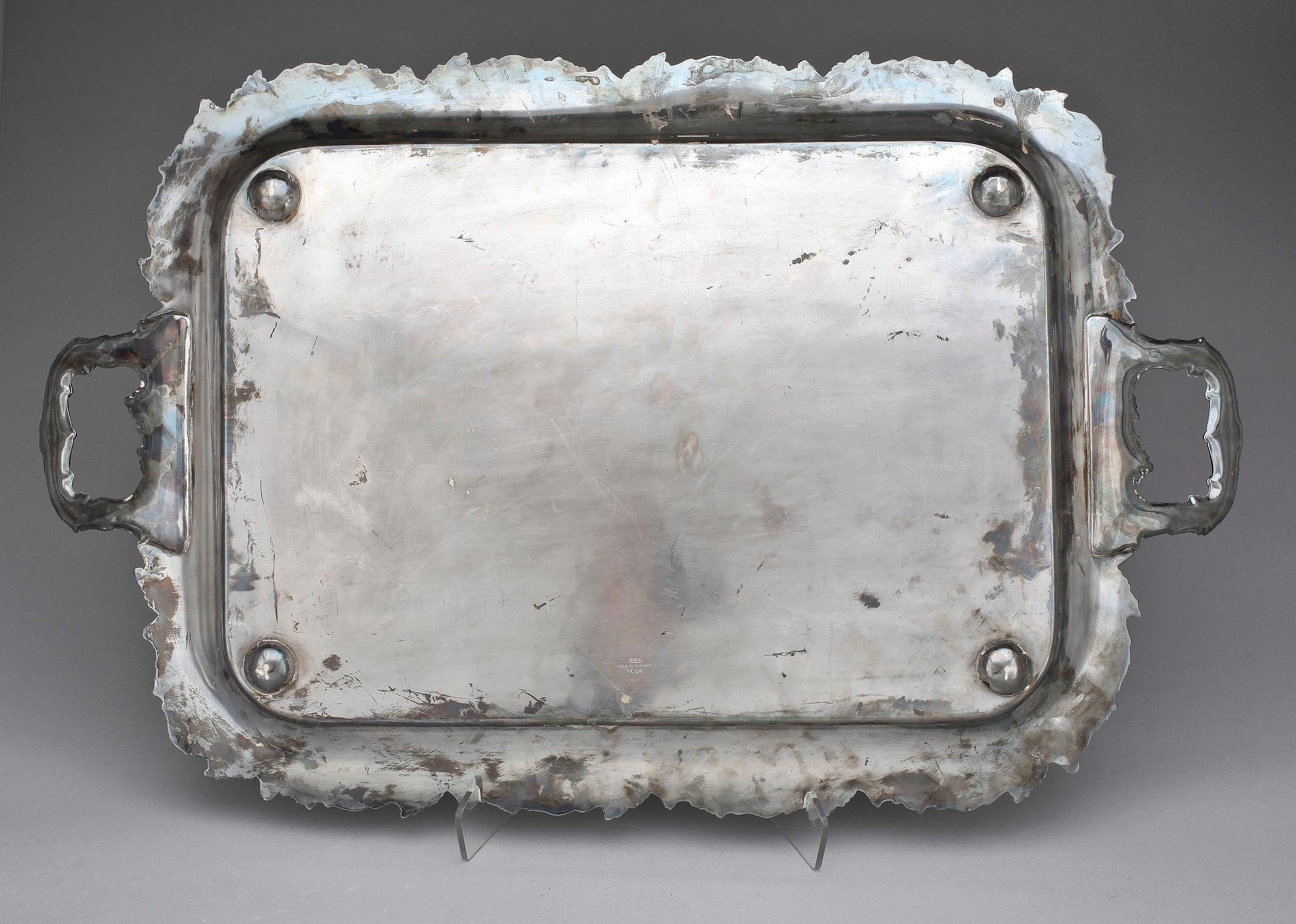 BRICKA, nysilver, rokokostil, 1900-talets första hälft.
