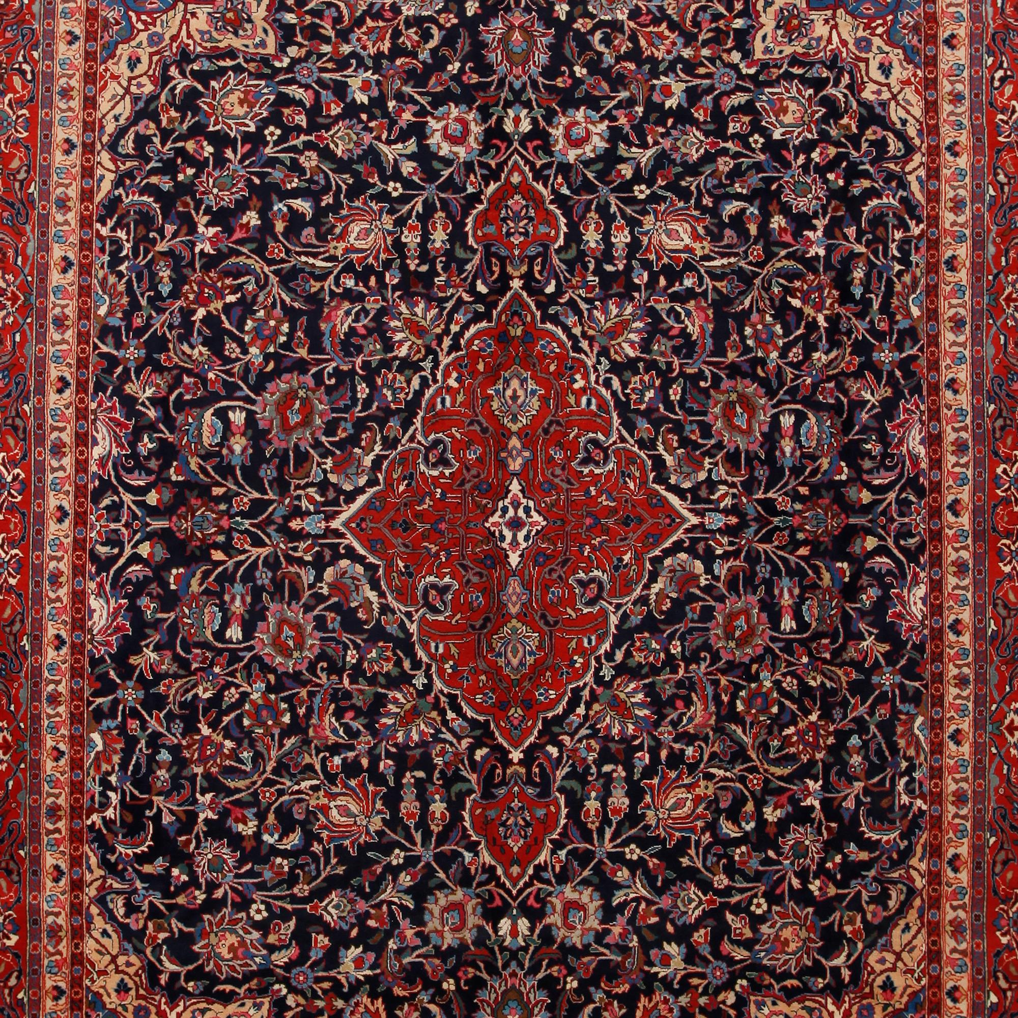 MATTA, Meshed, ca 400 x 300 cm.