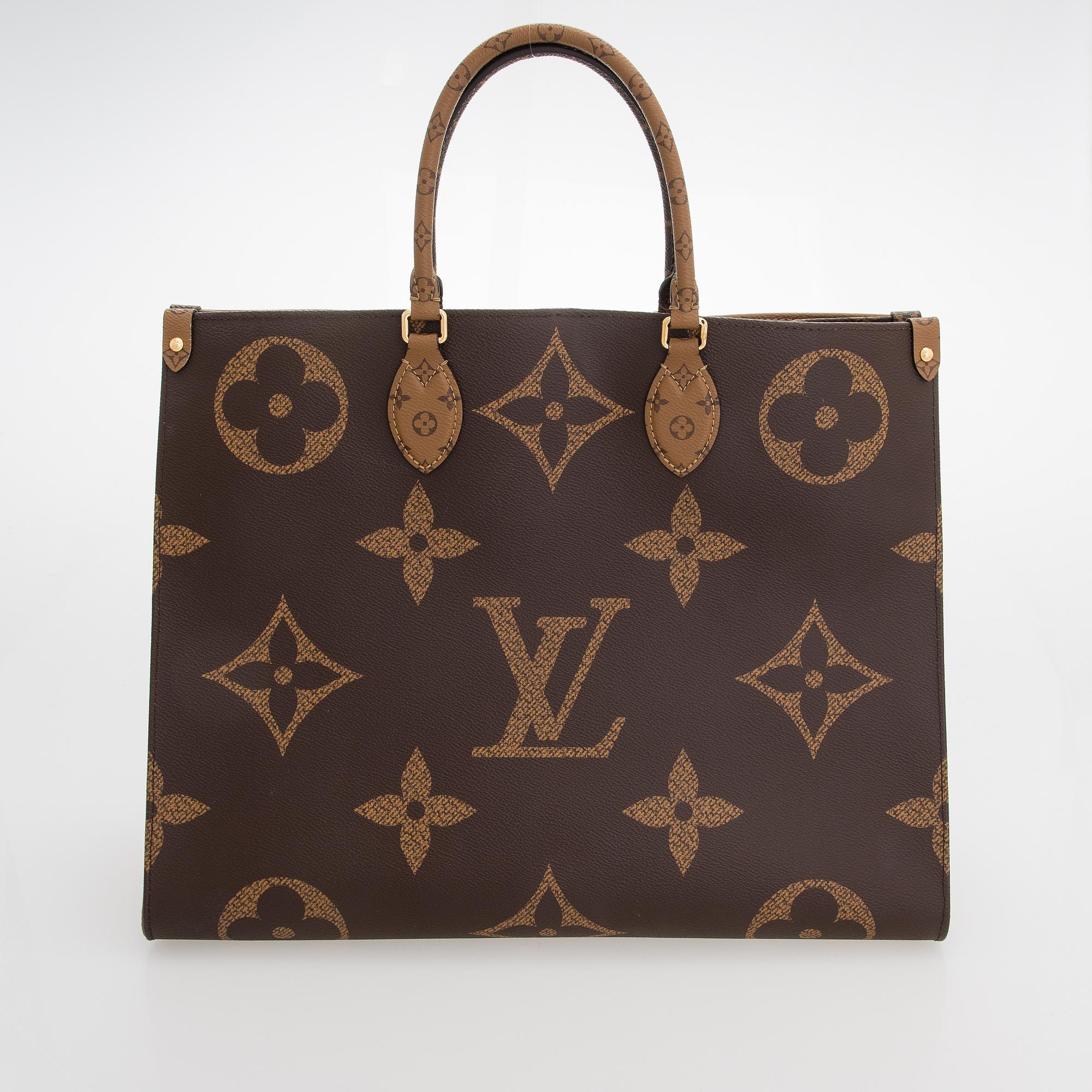Louis Vuitton, A 'Onthego GM' Bag.