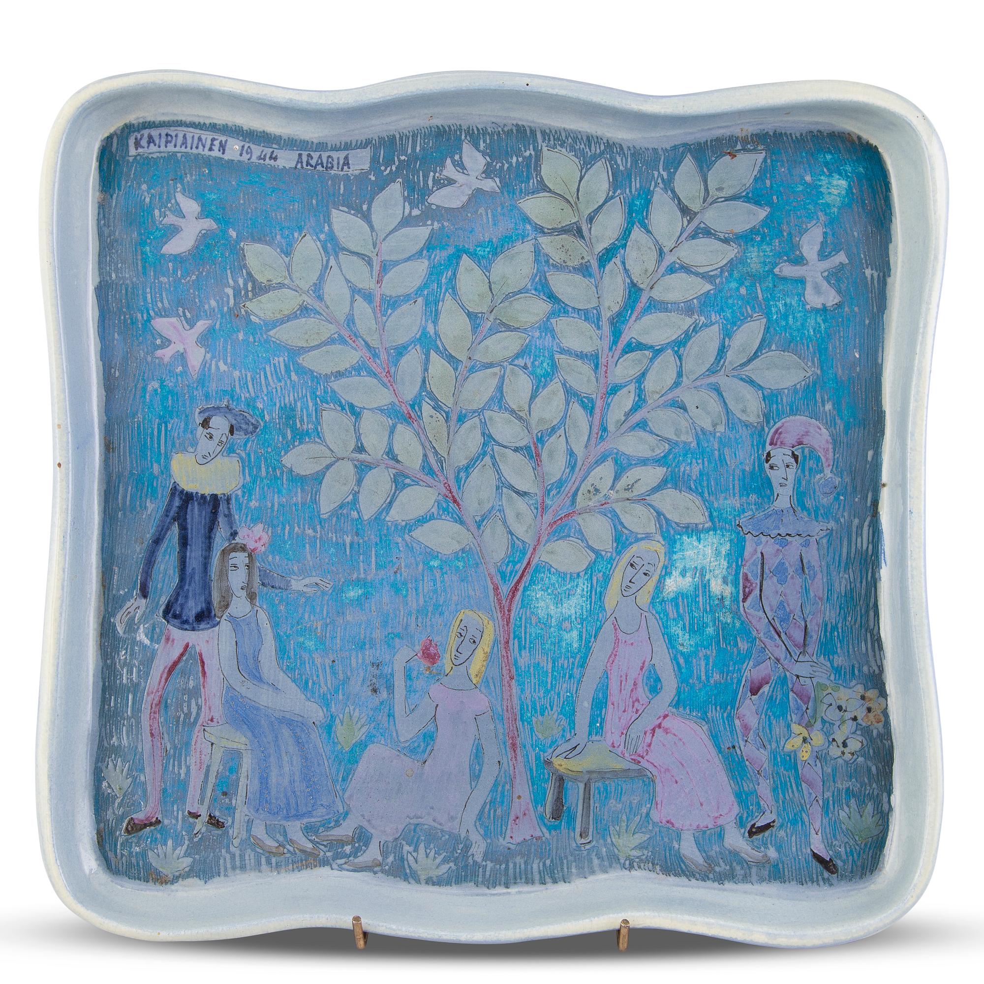 Birger Kaipiainen, A stoneware dish signed Birger Kaipiainen 1944 Arabia.