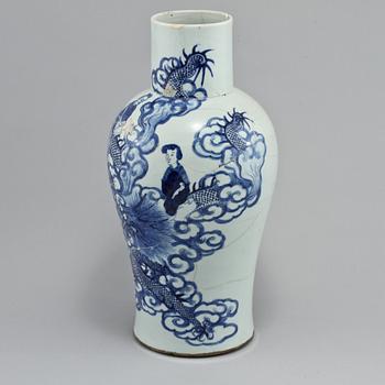 URNOR, ett par, porslin, Kina, 1800-tal.