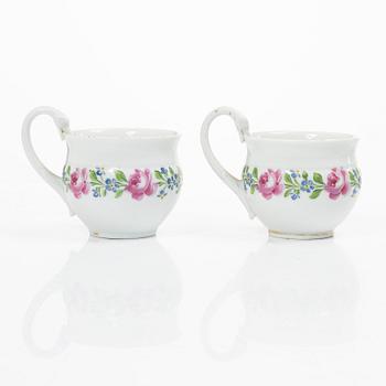 Meissen, Servisdelar, åtta stycken, främst 1800-tal.