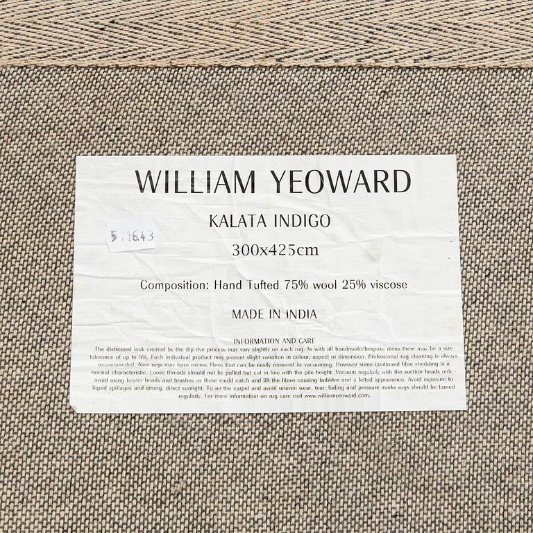 William Yeoward, rug, "Kalata indigo", approx. 425 x 300 cm.