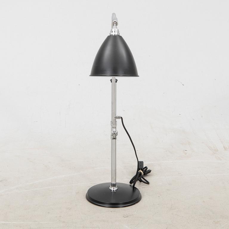 Robert Dudley Best, bordslampa, "BL3S", Bestlite, Gubi, Danmark 2000-tal.