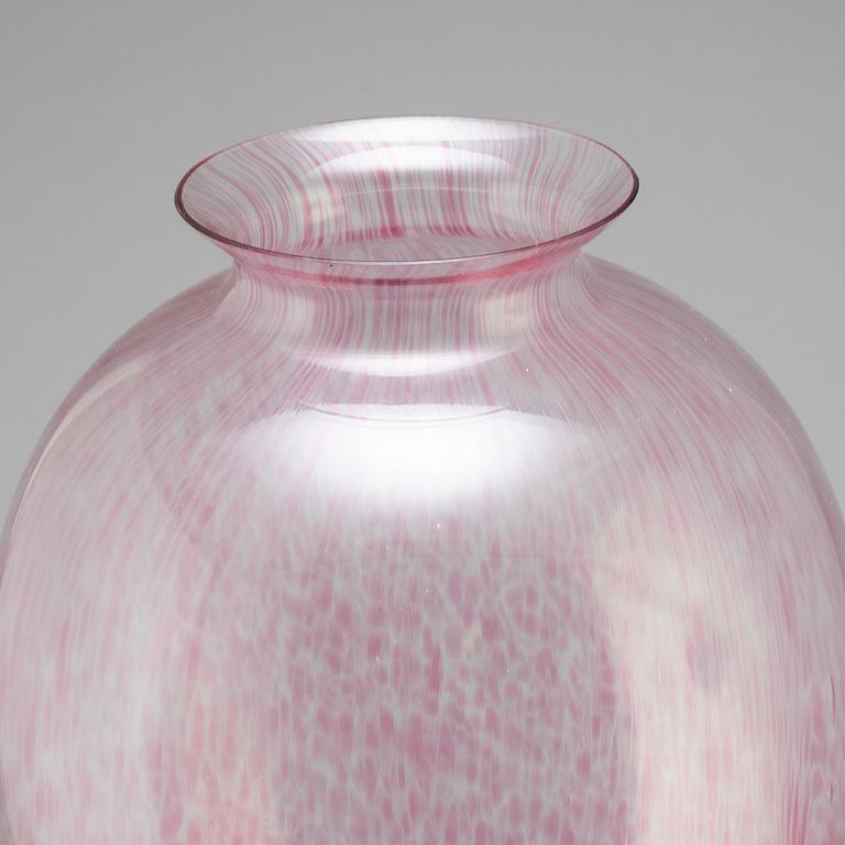A glass vase by Lars Sestervik, Lindshammar, signed and dated 90.