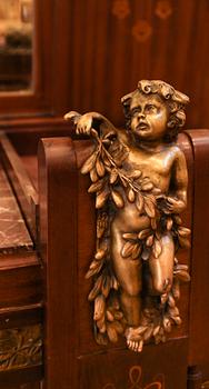 BYRÅ MED UPPSATS, Sydeuropa, 1900-talets första hälft.