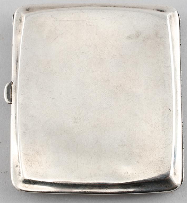 CIGARRETUI, silver samt emalj, Tyskland, 1900-talets första hälft.