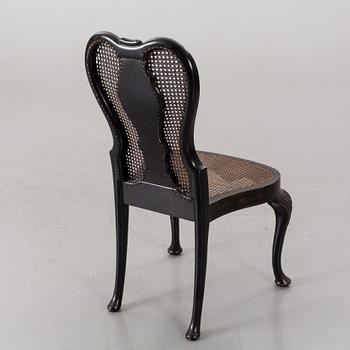 A ROCOCO STYLE CHAIR FROM CA 1900.