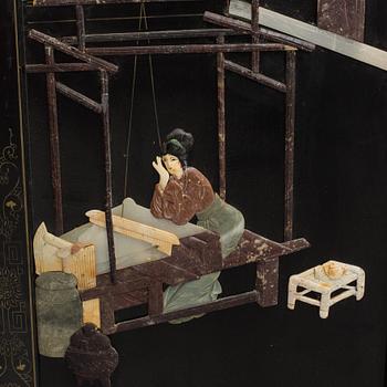 A MIDDLE OF 20TH CENTURY FOLDING SCREEN.