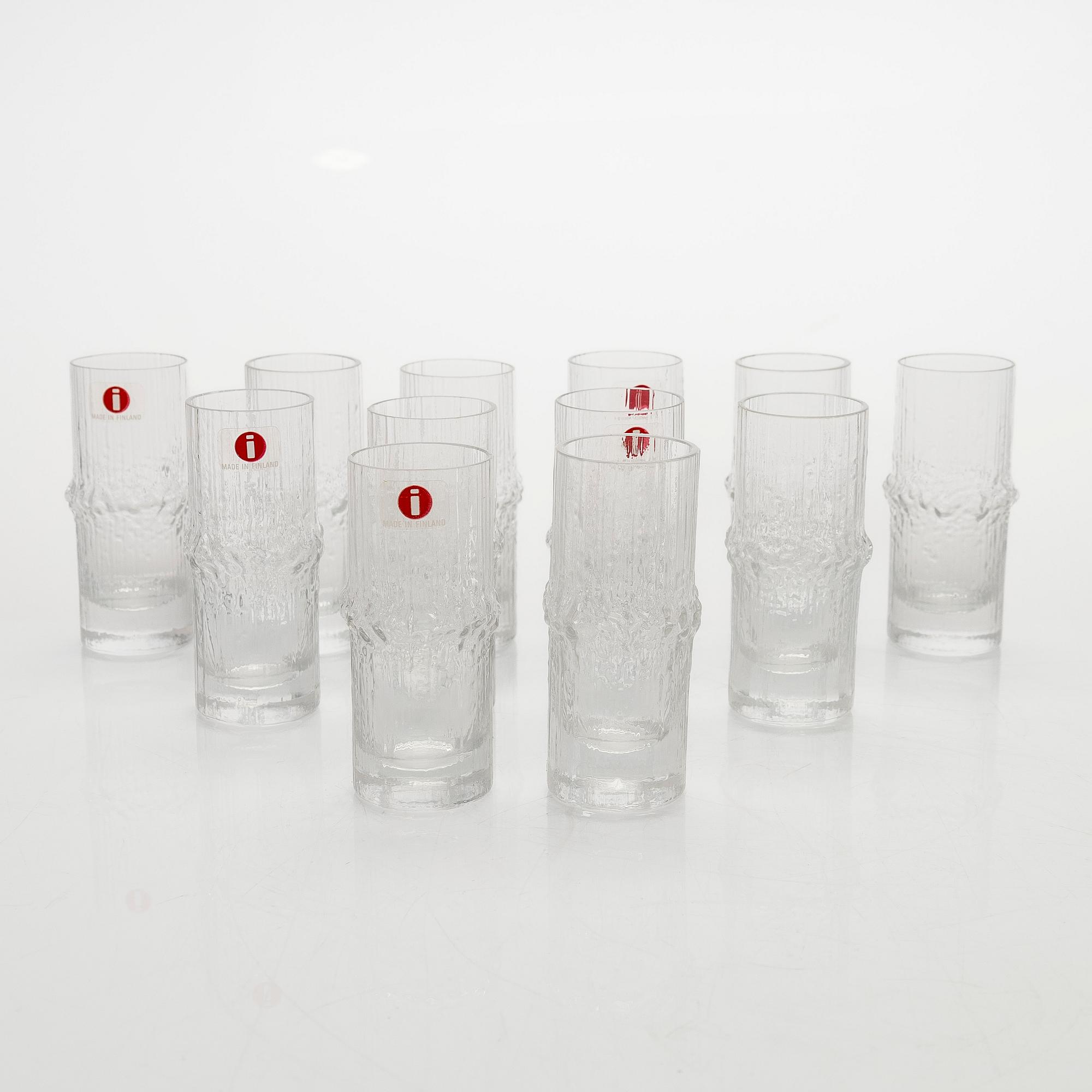 Tapio Wirkkala, twelve 'Niva' schnapps glasses in original wooden boxes. Iittala.