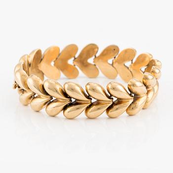Bracelet, 18K gold, heart-shaped link.