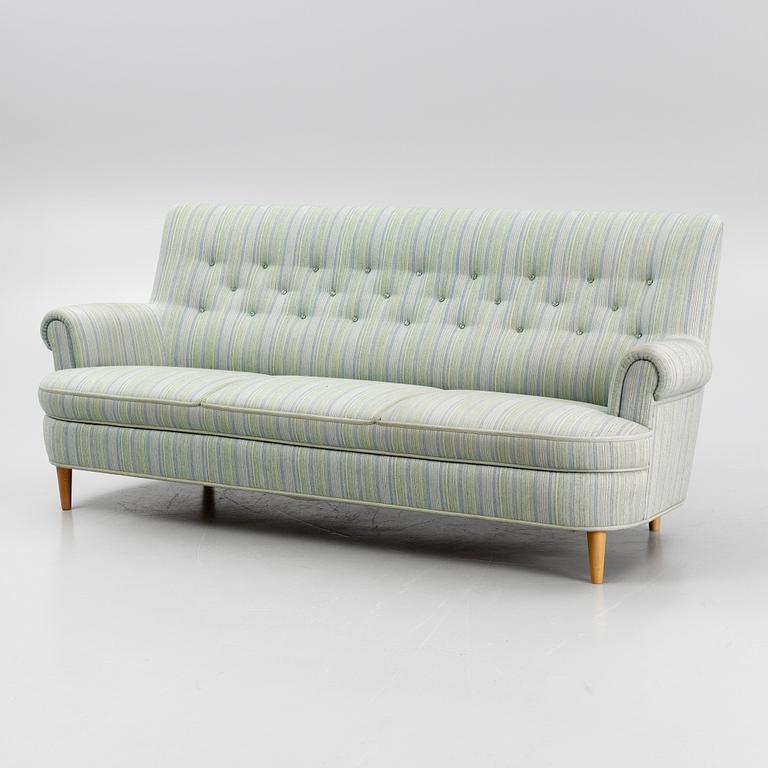 Carl Malmsten, a 'Hemmakväll' sofa.