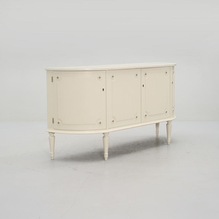SIDEBOARD, gustaviansk stil, 1900-talets andra hälft.