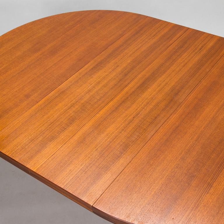 Alvar Aalto, a 1960's 'H93' dining table for Artek.