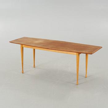 A mid 20th century coffee table.