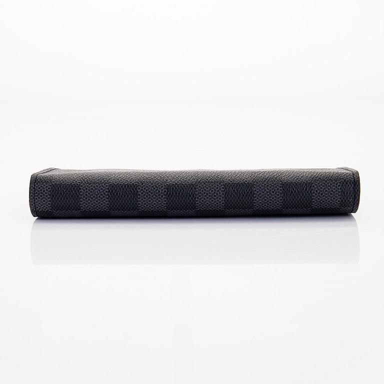 Louis Vuitton, a 'Brazza' wallet.