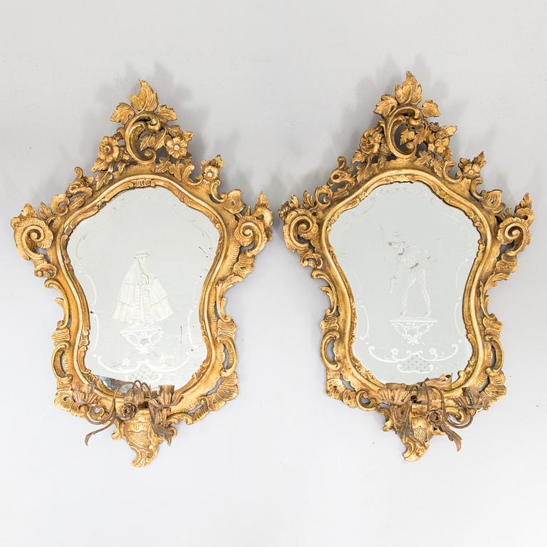 A pair of Venetian mirror lamps in rococo style,  20th century.