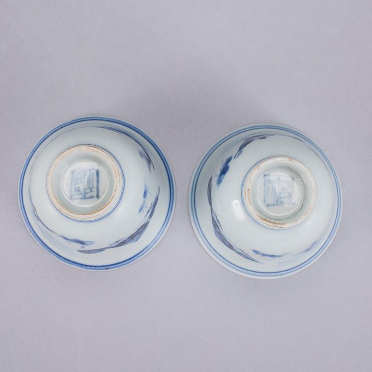 VINBÄGARE, porslin, Kangxi 1700-tal.