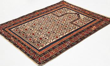 A rug, antique, Shirvan/Dagestan, Namazlyk, ca 138 x 114 cm.