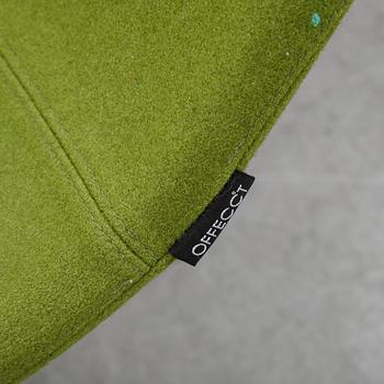 Fåtölj, "Oyster High", design Michael Sodeau, Offecct, omkring 2000.